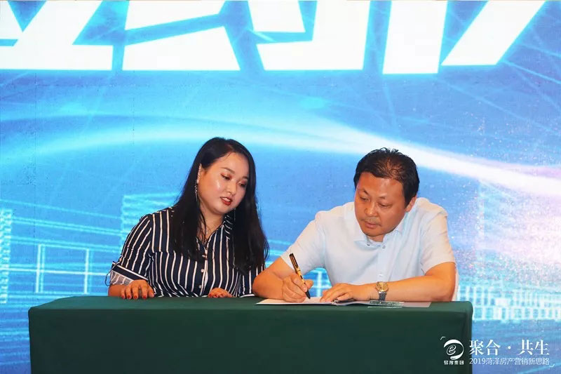 1561082128119089.jpg 640.webp (10).jpg