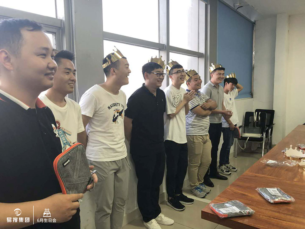 1561429616978128.jpg 6月生日會角標-4.jpg