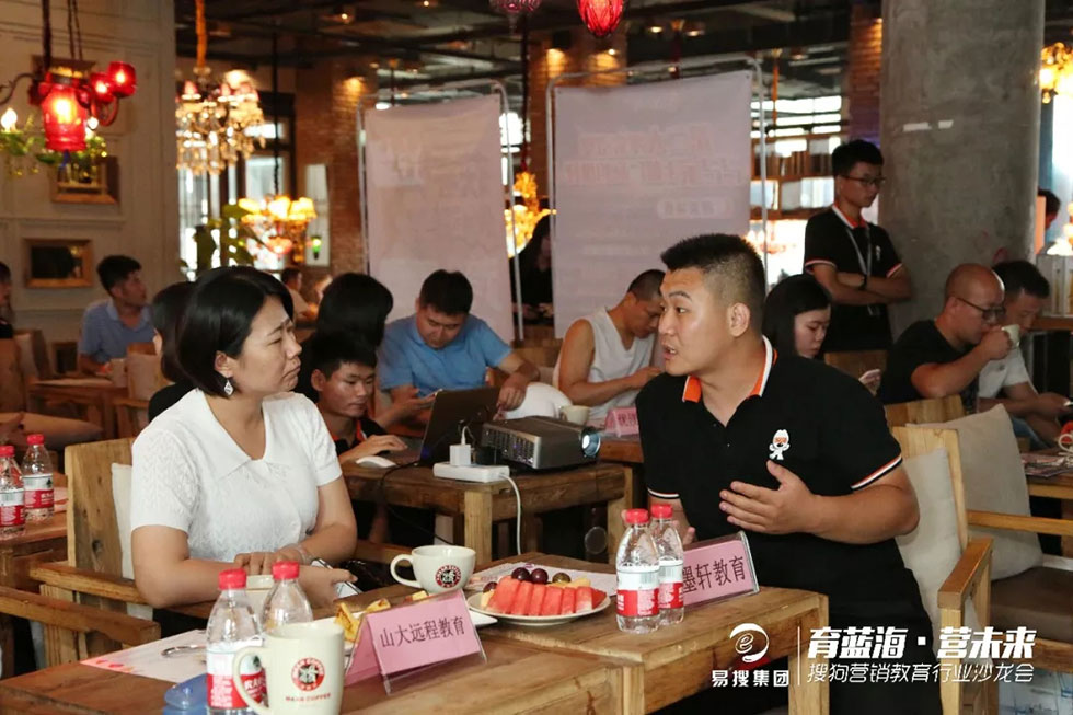 1565144383650873.jpg 640.webp (9).jpg