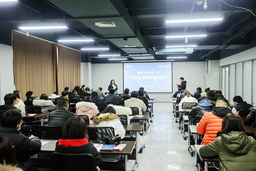 1607937582754504.jpg 邱雪梅.jpg