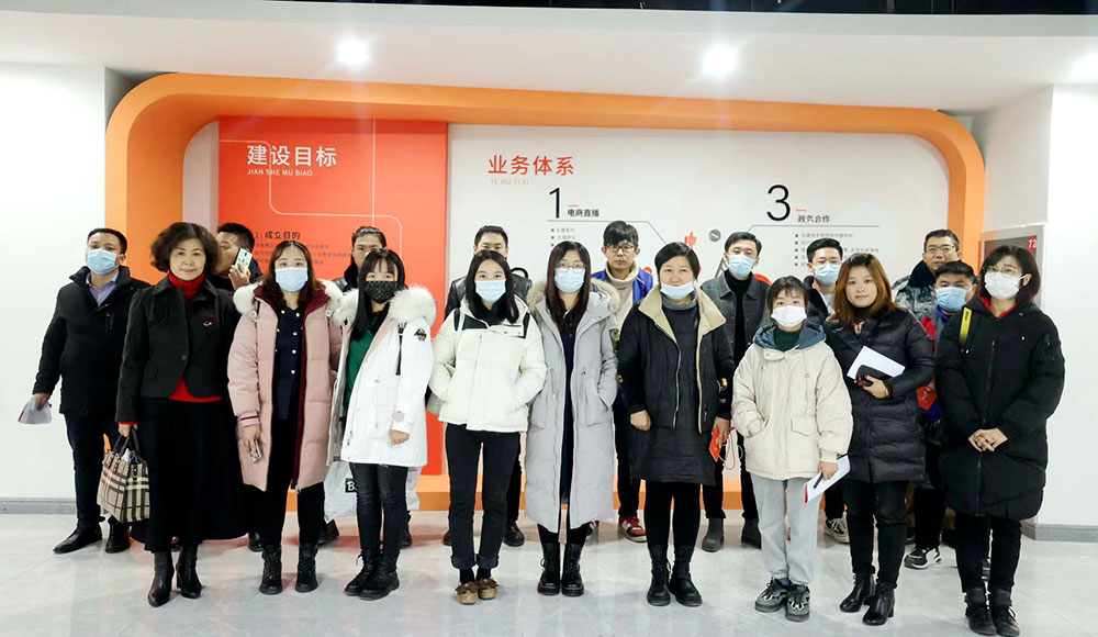 1607937947500254.jpg 合照.jpg