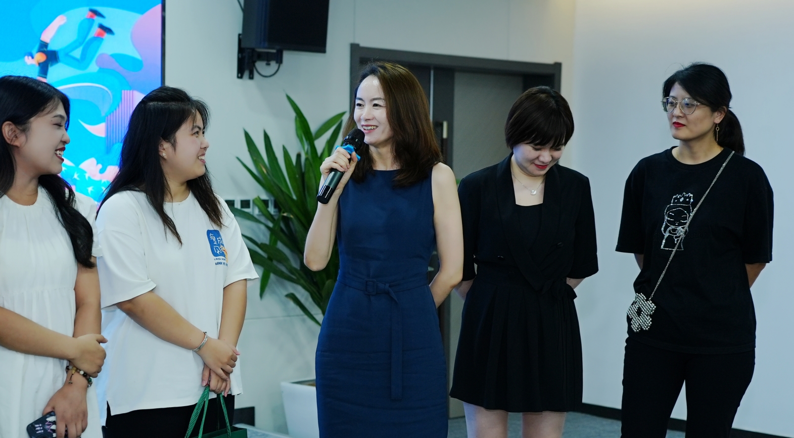 1700642892477033.png 1700642892477033.png