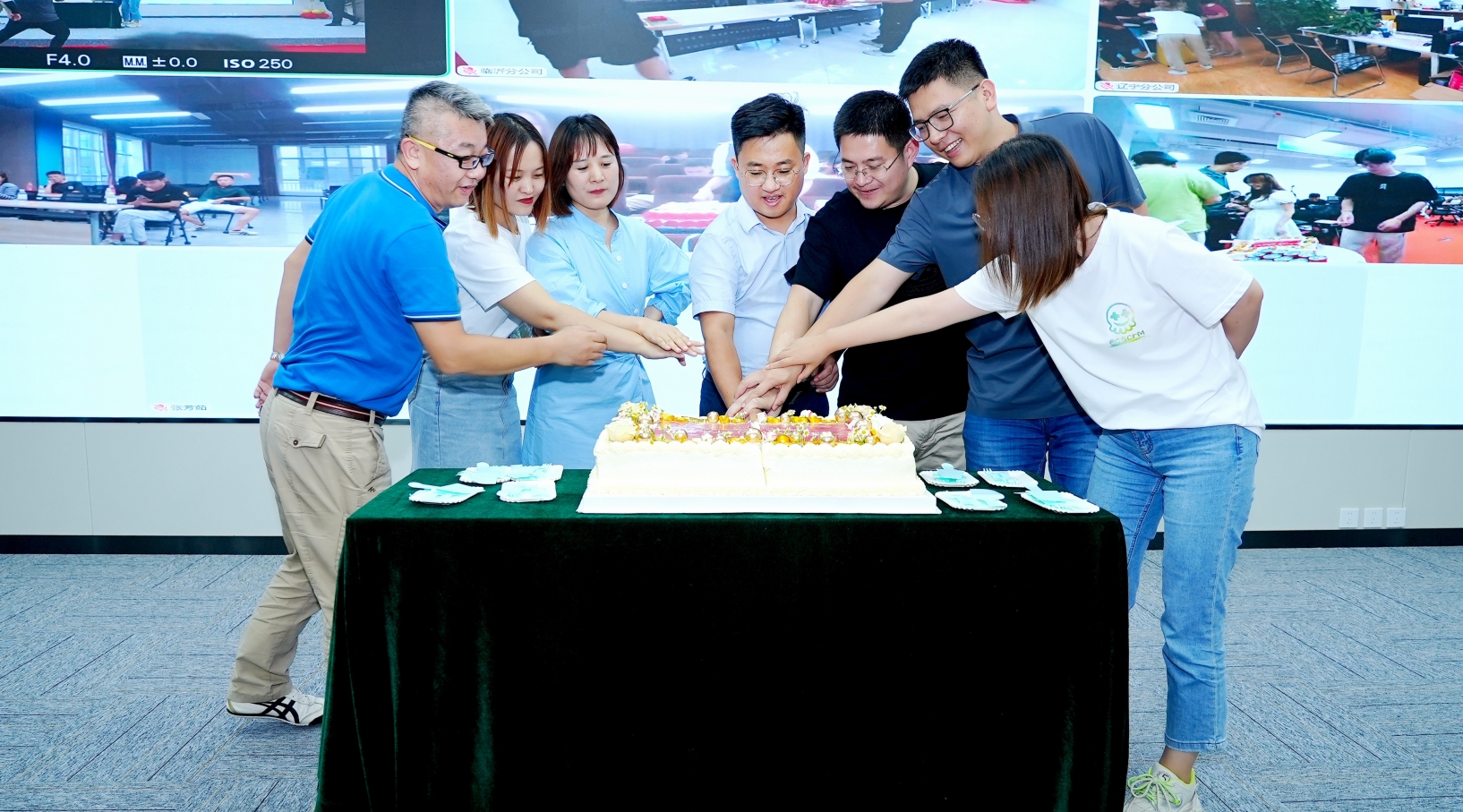 1703068554455460.png 1703068554455460.png